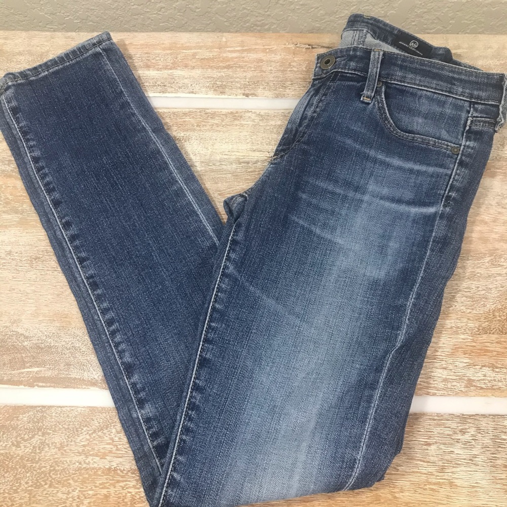 AG The Stilt Cigarette Leg Blue Jeans Size 26R